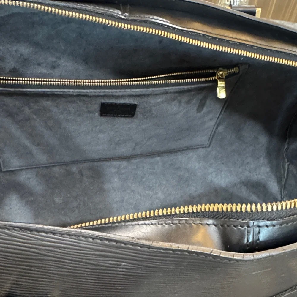 Louis Vuitton EPI suitcase / weekend bag** Elegant Black Textured bag AUTHENTIC - Picture 9 of 11